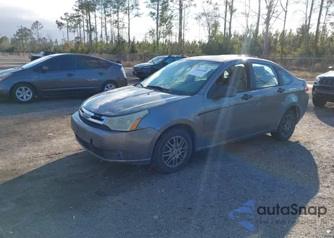 2010 Ford Focus Se z USA, uszkodzony, nr VIN 1FAHP3FN6AW286850